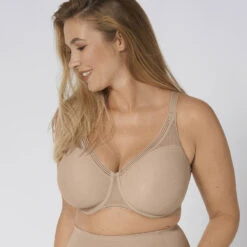 Triumph INFINITE SENSATION MINIMISER PEAU