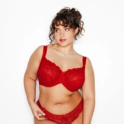 SOUTIEN-GORGE EMBOITANT DENTELLE ROUGE