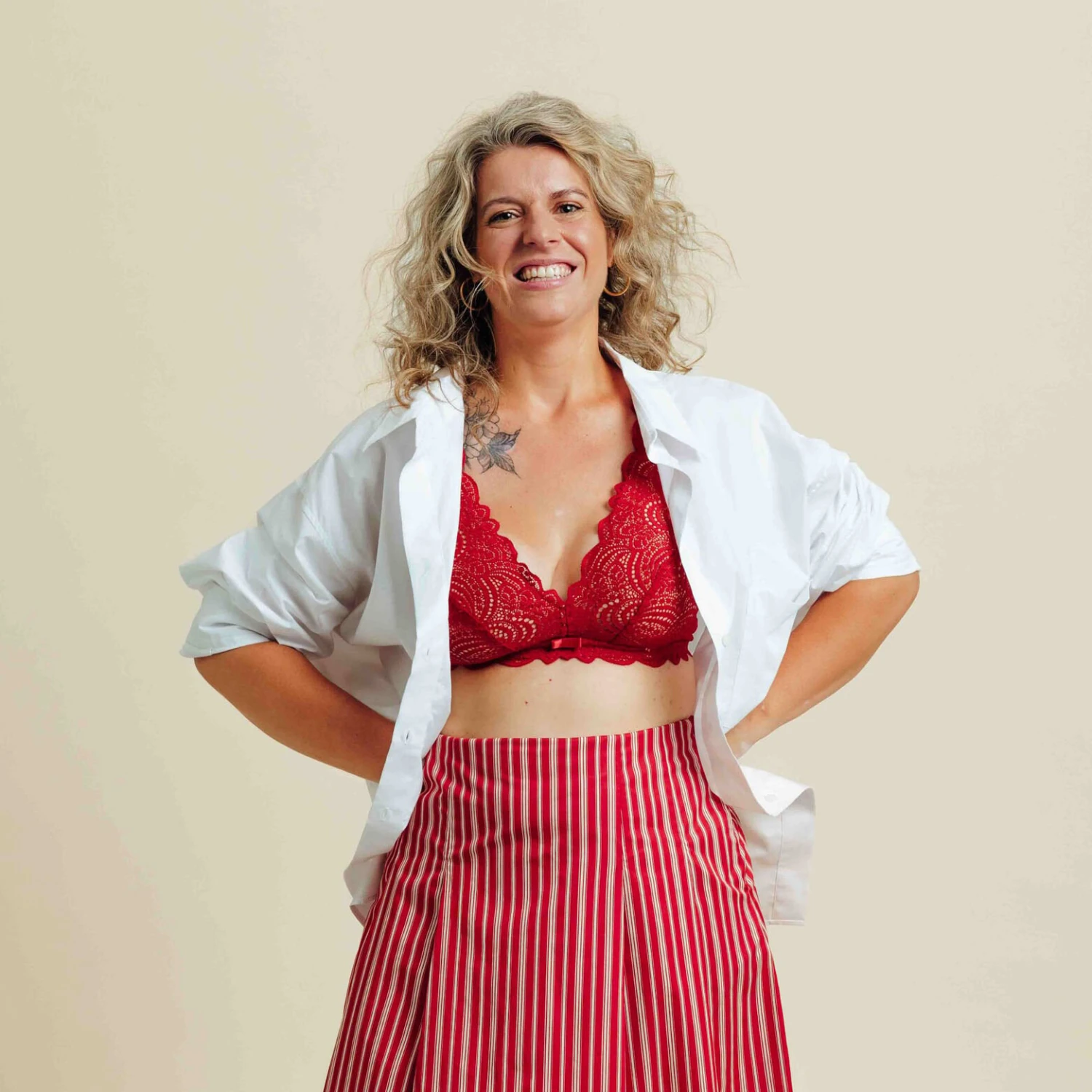 Soutien-gorge Post opératoire Triangle ROUGE Soutien-gorge Post Opératoire Triangle ROUGE -Rougegorge Boutique 11212203 M