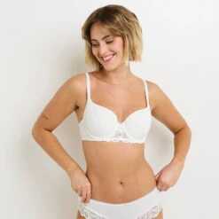 SOUTIEN-GORGE AMPLI EMBOITANT ECRU