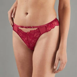 TANGA DENTELLE BORDEAUX