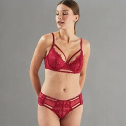 SHORTY DENTELLE BORDEAUX 4 SHORTY DENTELLE BORDEAUX -Rougegorge Boutique 11300400 D