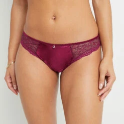 CULOTTE DENTELLE BORDEAUX