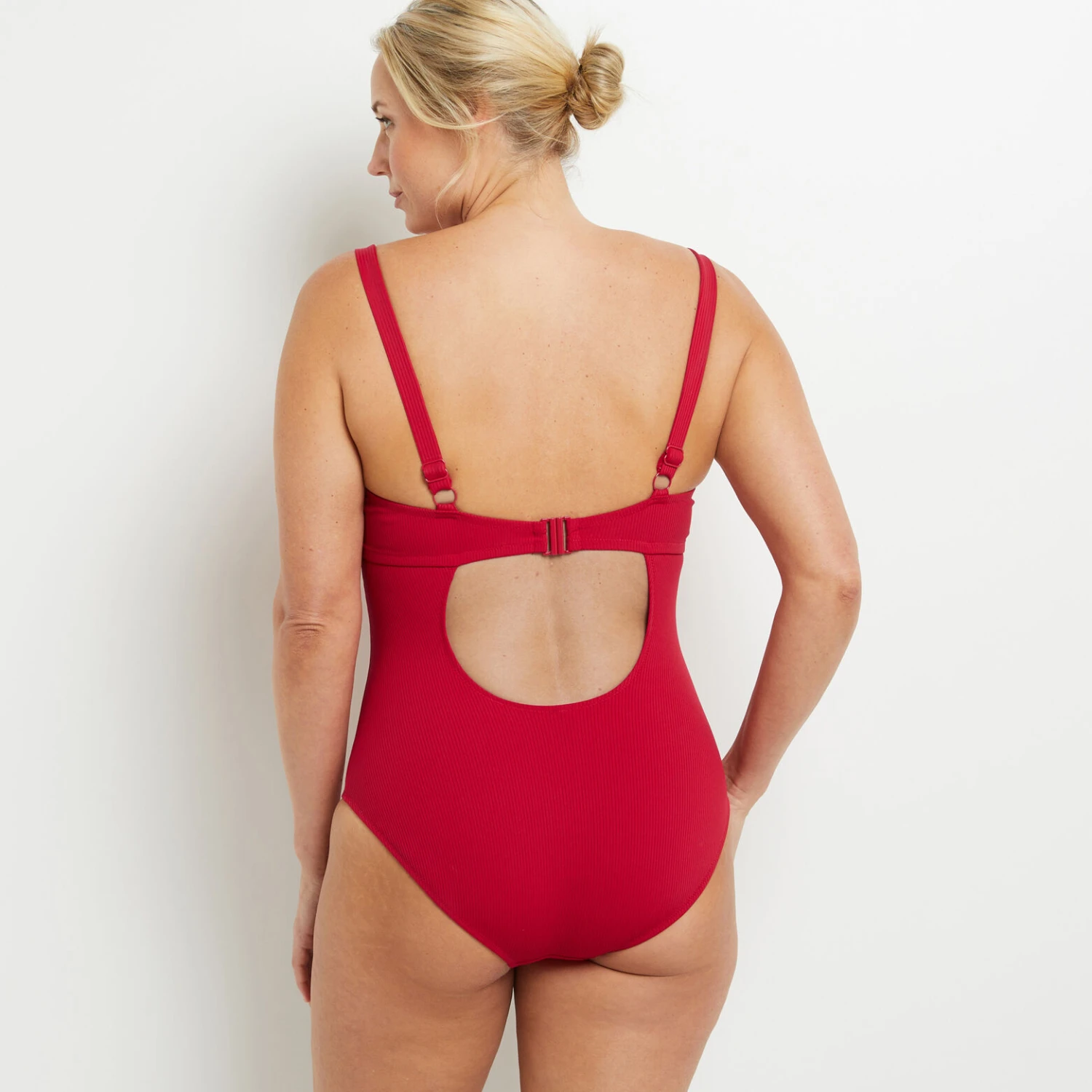 MAILLOT DE BAIN 1PC GRANDS BONNETS ROUGE Lotus MAILLOT DE BAIN 1PC GRANDS BONNETS ROUGE -Rougegorge Boutique 20021901 D gt