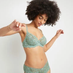 SOUTIEN-GORGE EMBOITANT DENTELLE Vert Clair