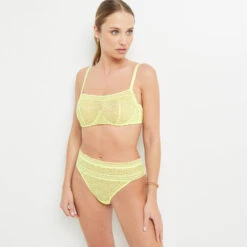 Bebe TANGA JAUNE -Rougegorge Boutique 20061700 D