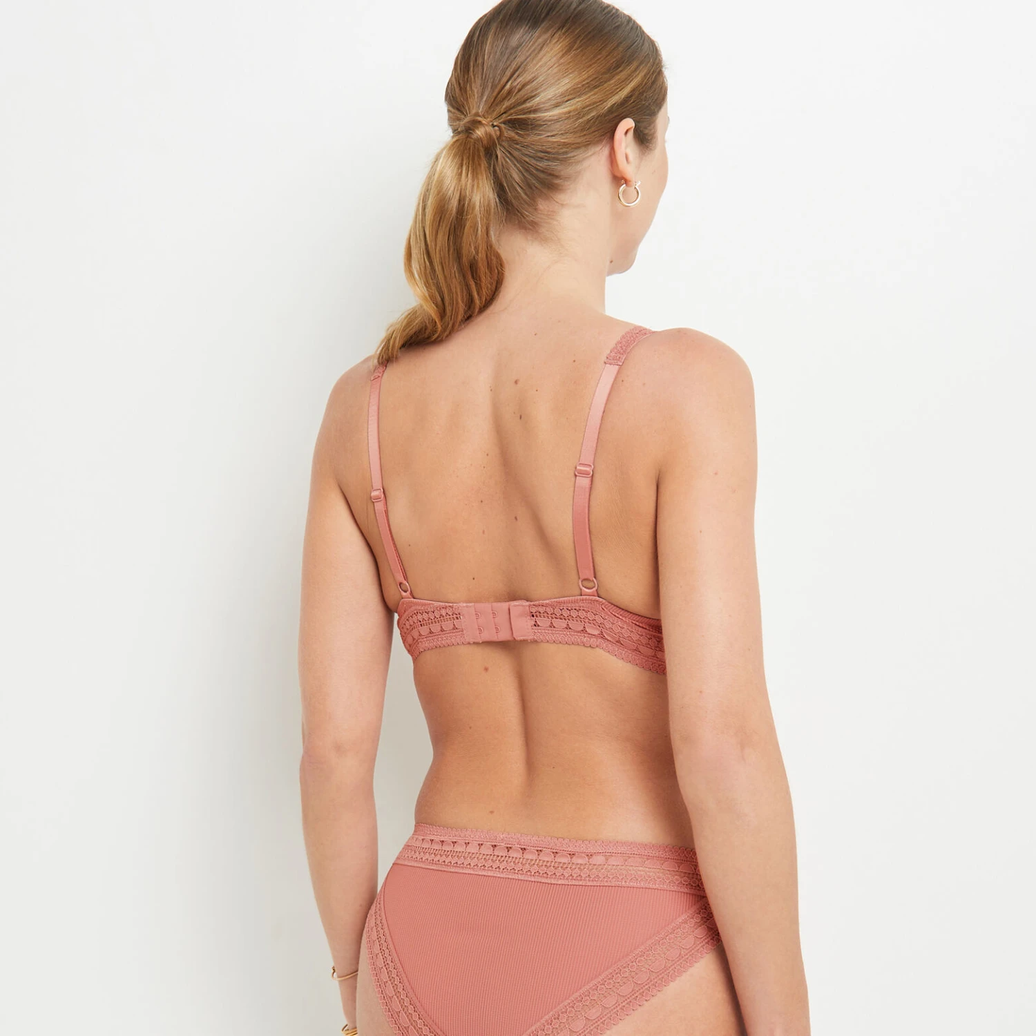 SOUTIEN-GORGE AMPLIFORME FOULARD ROSE SOUTIEN-GORGE AMPLIFORME FOULARD ROSE -Rougegorge Boutique 20067200 D