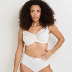 SOUTIEN-GORGE EMBOITANT GRANDE TAILLE MICROF ECRU
