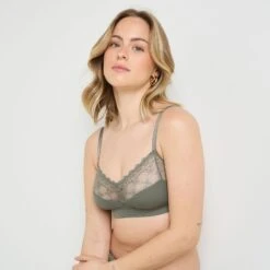 BRASSIERE SANS ARMATURE DENTELLE ET MICROFI KAKI 3 BRASSIERE SANS ARMATURE DENTELLE ET MICROFI KAKI -Rougegorge Boutique 21258100 M