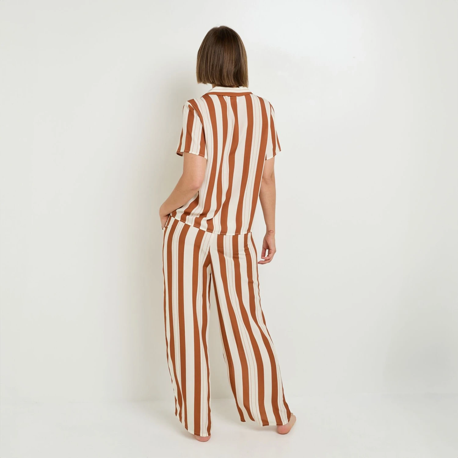 PANTALON 7/8 MULTICO BLANC PANTALON 7/8 MULTICO BLANC -Rougegorge Boutique 21354800 D