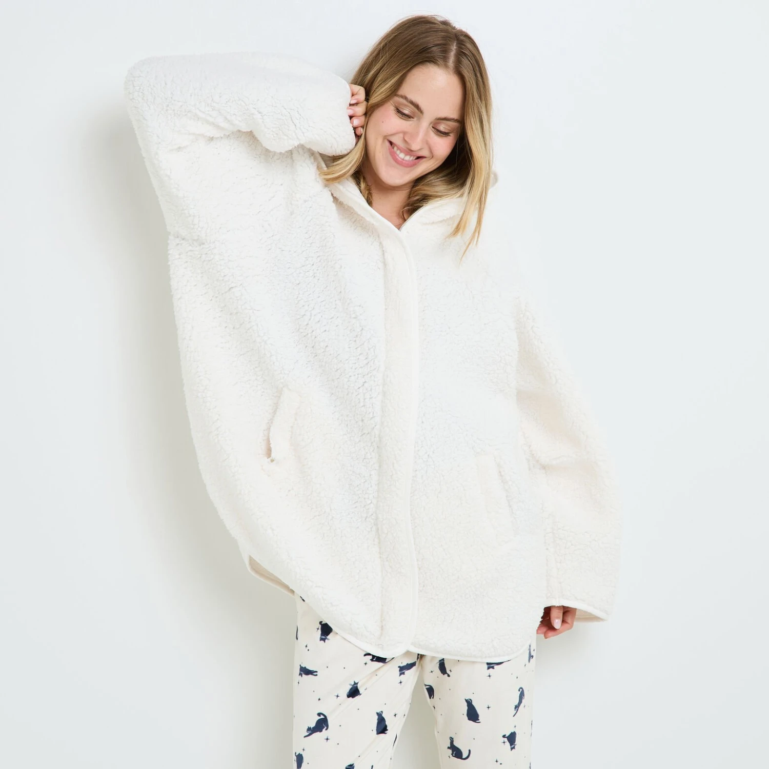 VESTE CAPUCHE ECRU VESTE CAPUCHE ECRU -Rougegorge Boutique 21497700 F