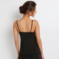TOP NOIR -Rougegorge Boutique 43186701 D
